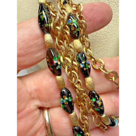 Rare HTF Vintage Crown Trifari 5-Strand Black Confetti Art Glass Beaded Necklace - Picture 2 of 10